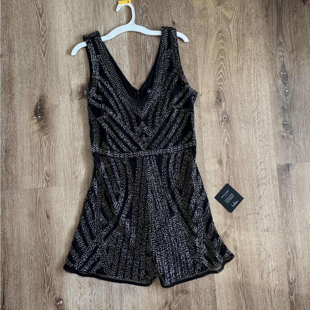 NWT Lulu’s romper